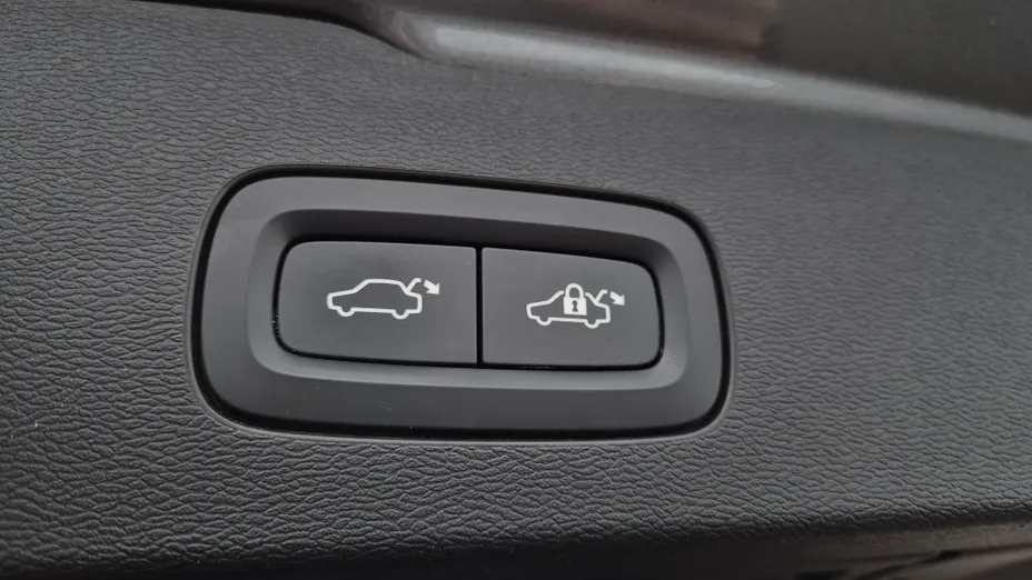 VOLVO V60 V60 CC Pro B5 B AWD aut