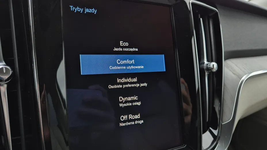 VOLVO V60 V60 CC Pro B5 B AWD aut