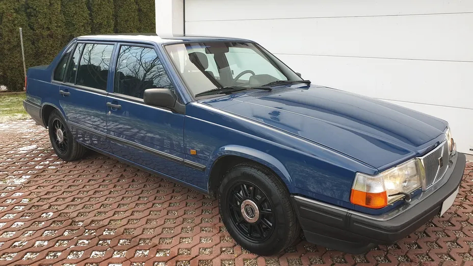 VOLVO 940 940 2.3 GLE Aut.