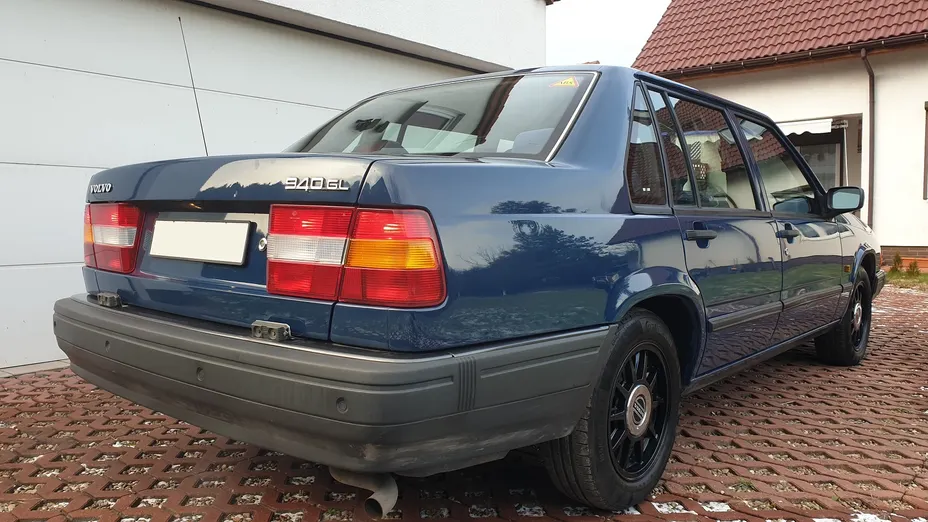 VOLVO 940 940 2.3 GLE Aut.