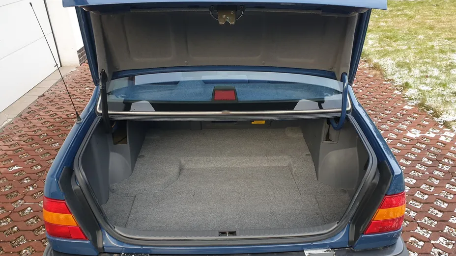 VOLVO 940 940 2.3 GLE Aut.