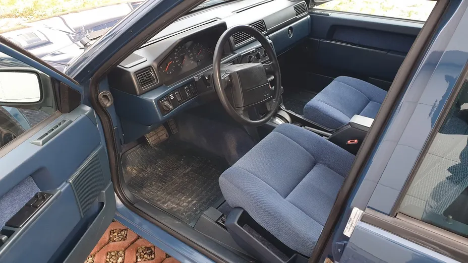 VOLVO 940 940 2.3 GLE Aut.