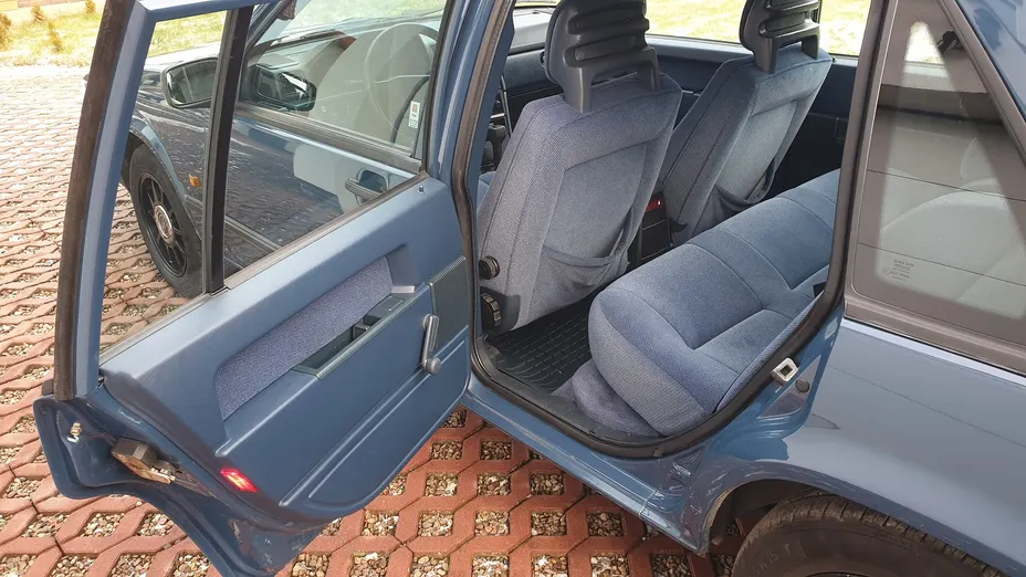 VOLVO 940 940 2.3 GLE Aut.