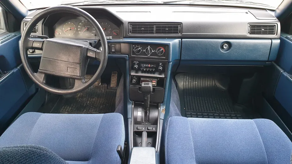 VOLVO 940 940 2.3 GLE Aut.