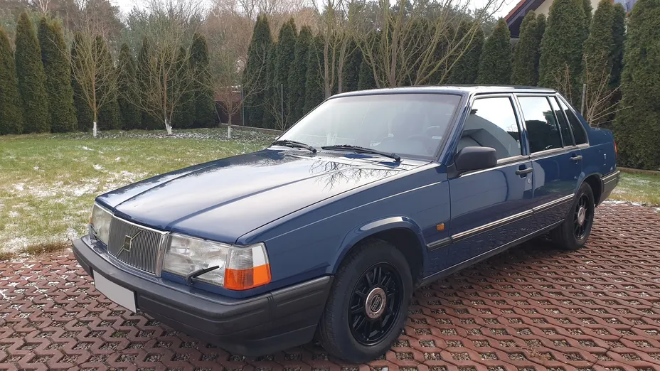 VOLVO 940 940 2.3 GLE Aut.