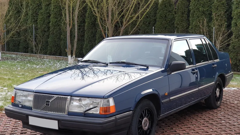 VOLVO 940 940 2.3 GLE Aut.