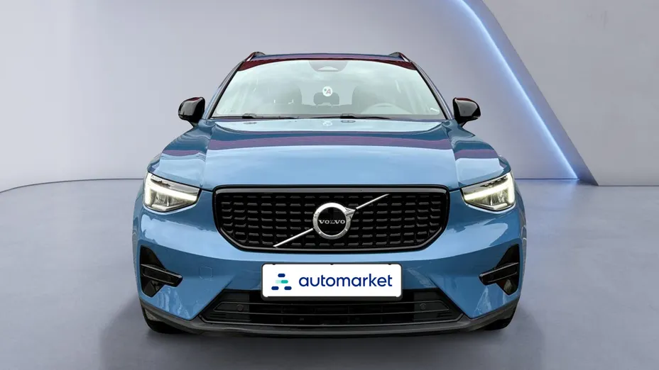 VOLVO XC40 XC40 B4 AWD Plus Dark aut