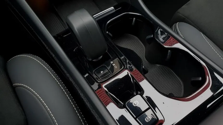 VOLVO XC40 XC40 B4 AWD Plus Dark aut