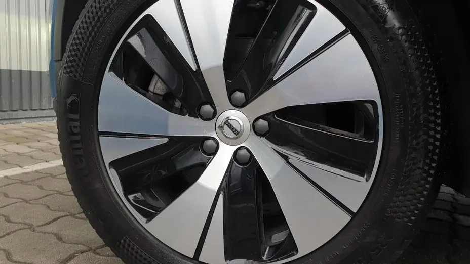 VOLVO XC40 XC40 B4 AWD Plus Dark aut