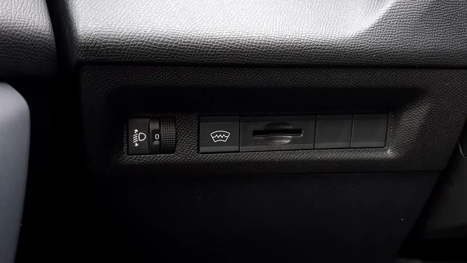 PEUGEOT 308 308 SW 1.5 BlueHDi Allure S&S EAT8