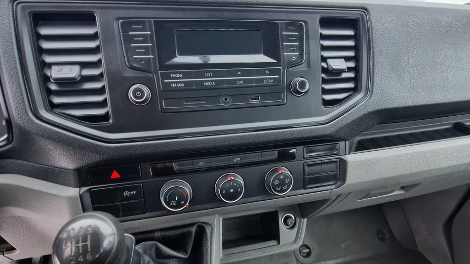 VOLKSWAGEN Crafter -