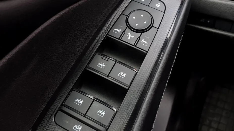 NISSAN Qashqai Qashqai 1.3 DIG-T mHEV N-Connecta Xtronic