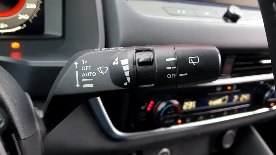 NISSAN Qashqai Qashqai 1.3 DIG-T mHEV N-Connecta Xtronic