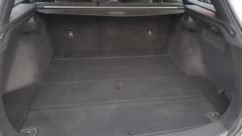 HYUNDAI i30 i30 1.5 DPI Modern