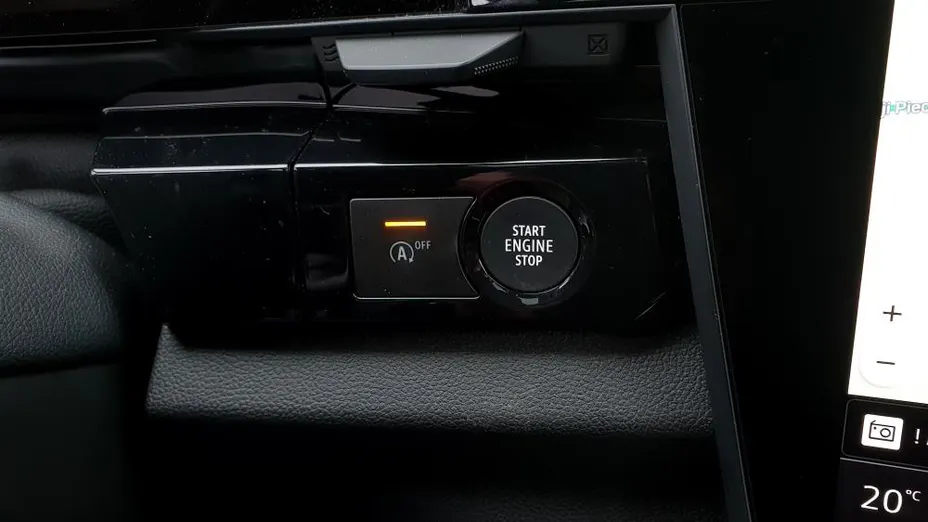 RENAULT Austral Austral 1.3 TCe mHEV Techno aut