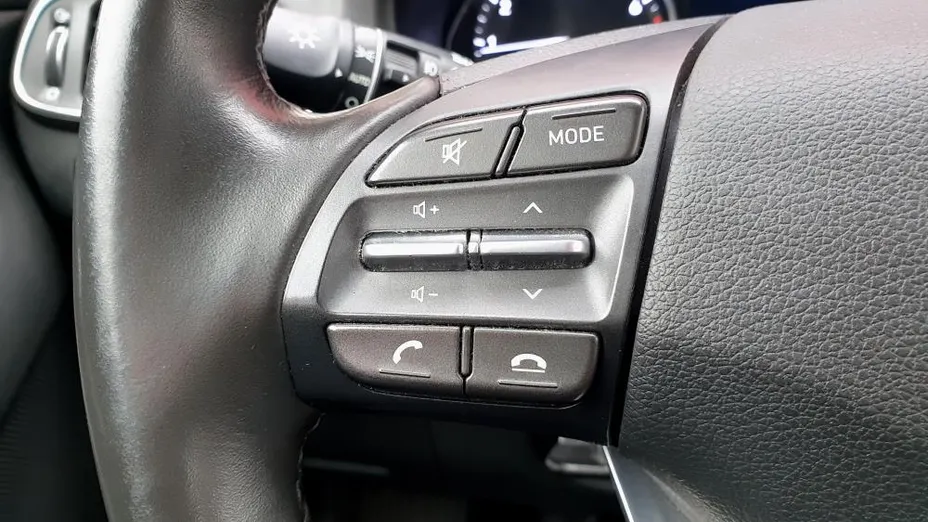 HYUNDAI i30 i30 1.5 DPI Classic +