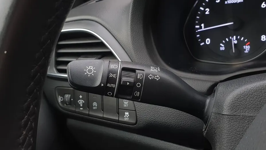 HYUNDAI i30 i30 1.5 DPI Classic +