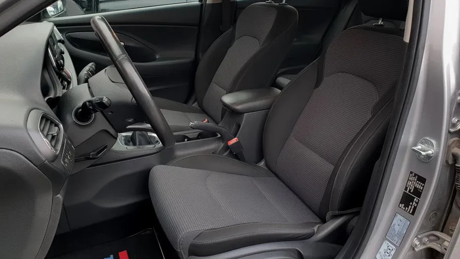 HYUNDAI i30 i30 1.5 DPI Classic +