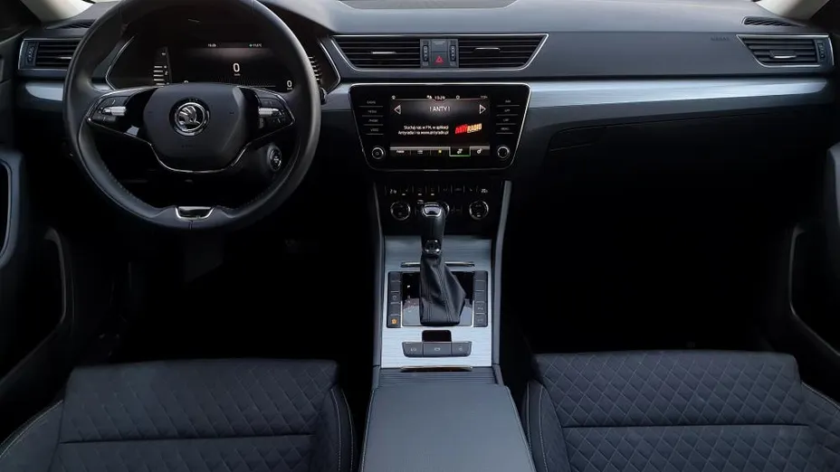 SKODA Superb Superb 2.0 TSI Ambition DSG