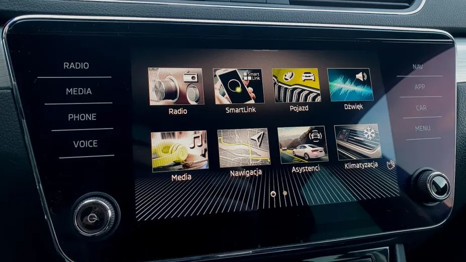 SKODA Superb Superb 2.0 TSI Ambition DSG