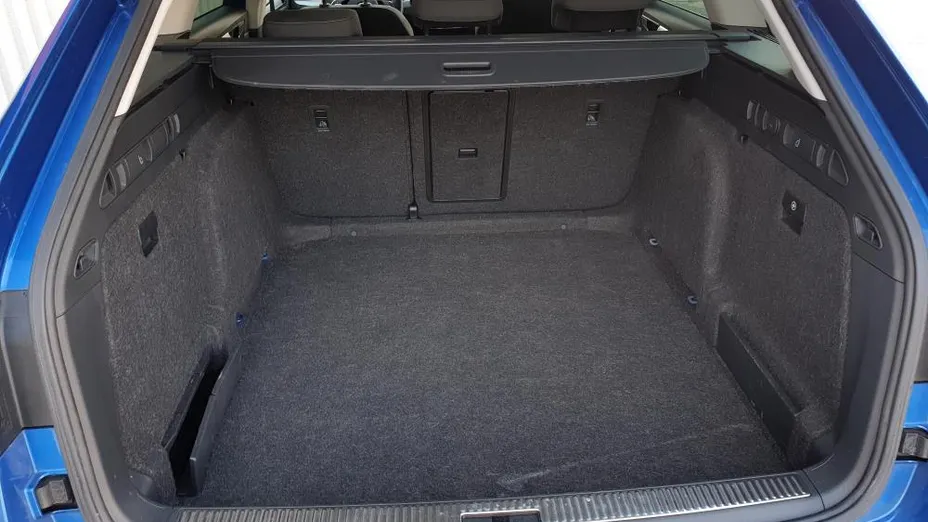 SKODA Superb Superb 2.0 TSI Ambition DSG