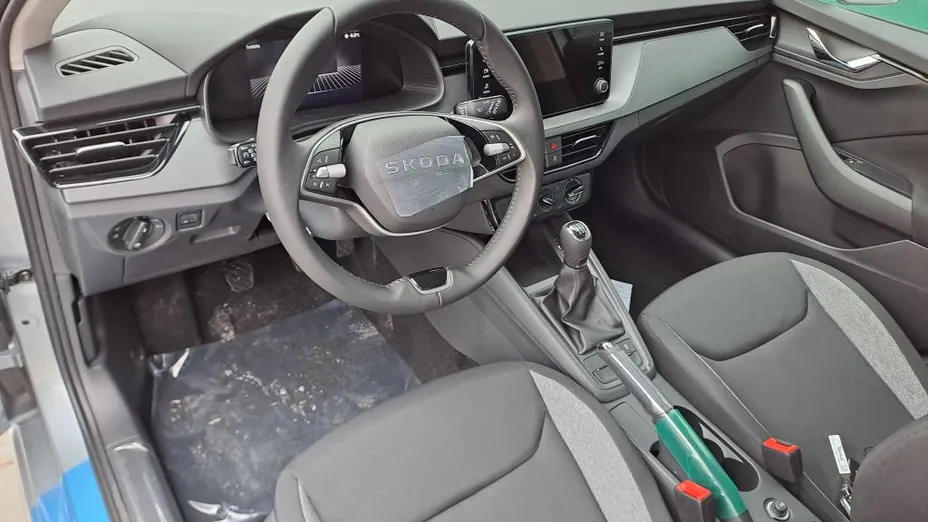 SKODA Kamiq Kamiq 1.0 TSI Essence Nowy