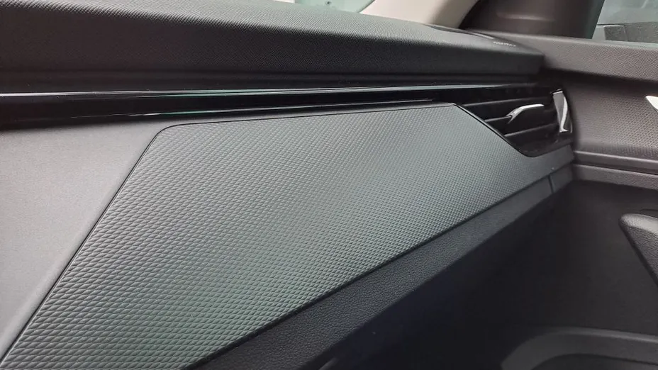 SKODA Kamiq Kamiq 1.0 TSI Essence Nowy