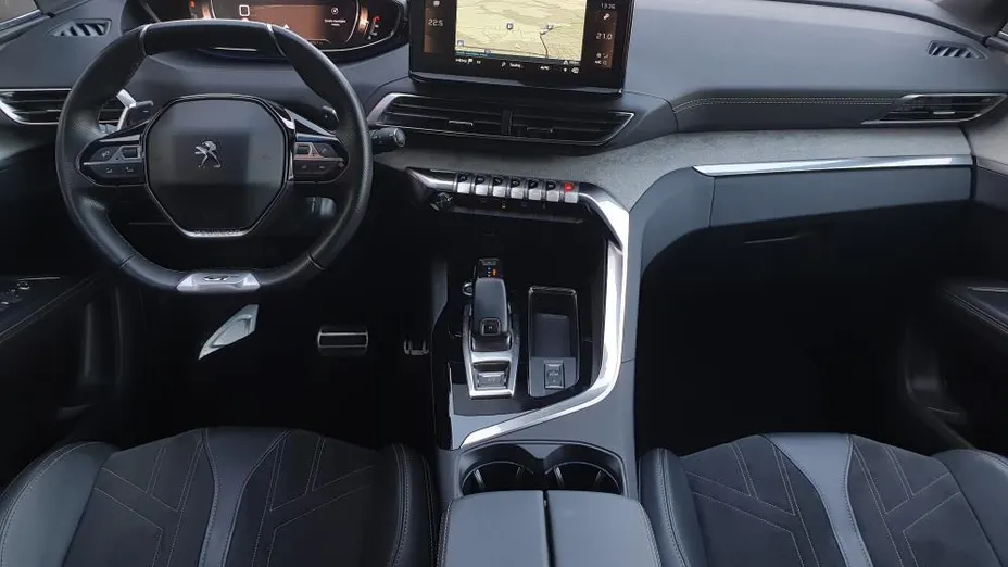 PEUGEOT 5008 5008 1.6 PureTech GT Line S&S EAT8