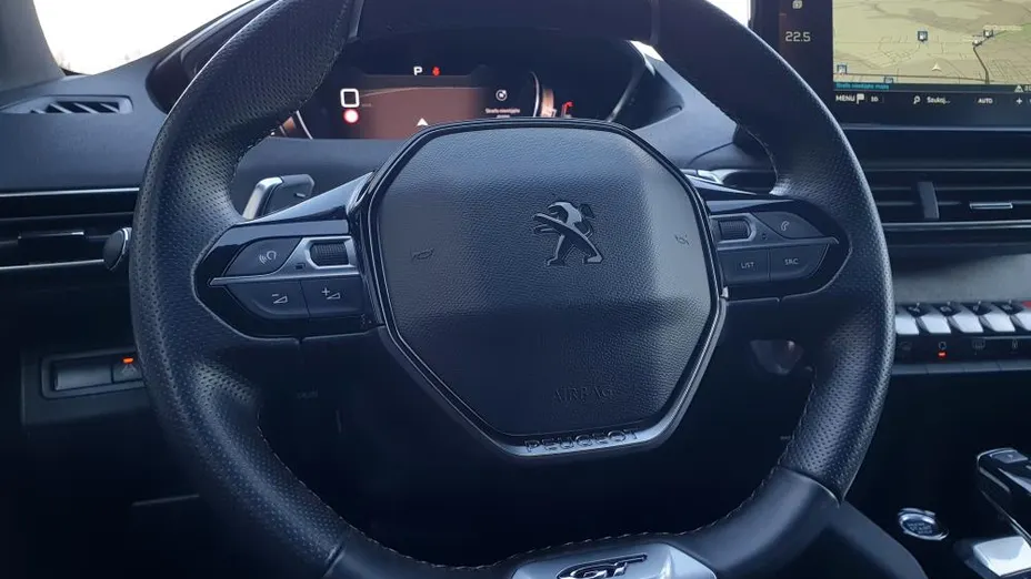 PEUGEOT 5008 5008 1.6 PureTech GT Line S&S EAT8