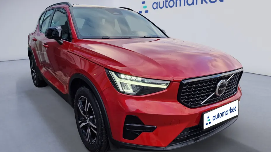 VOLVO XC40 XC40 B4 AWD Plus Dark aut