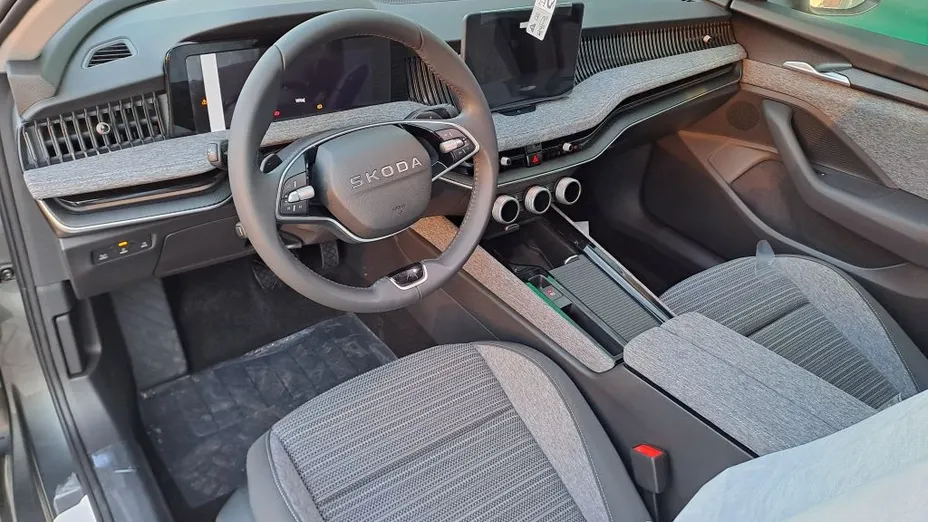 SKODA Superb Superb 1.5 TSI mHEV Drive DSG Nowy