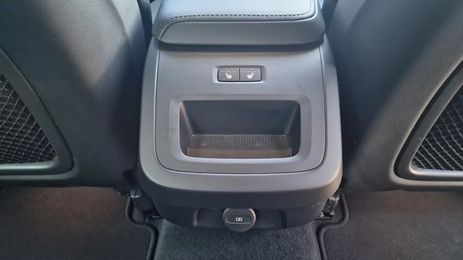 VOLVO V60 V60 B4 B Plus Dark aut