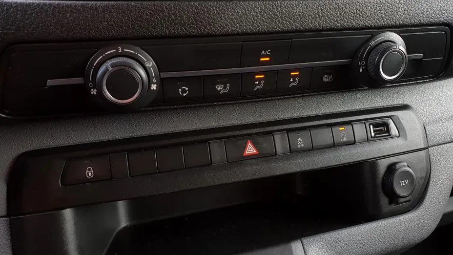 PEUGEOT Expert Expert 2.0 BlueHDi Long 2,9t Premium (bryg.)