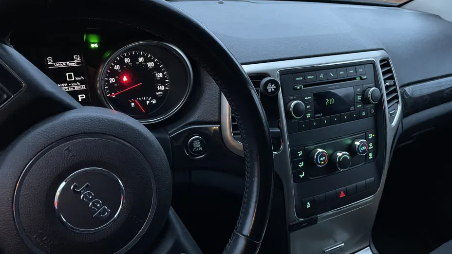 JEEP Grand Cherokee -