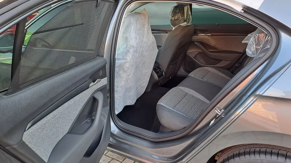 SKODA Superb Superb 2.0 TSI Drive DSG Nowy