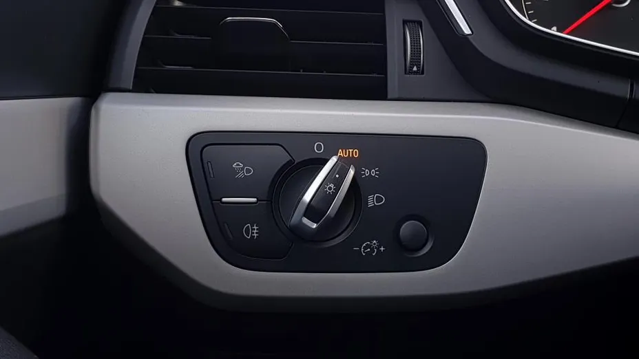 AUDI A5 A5 40 TFSI mHEV S tronic