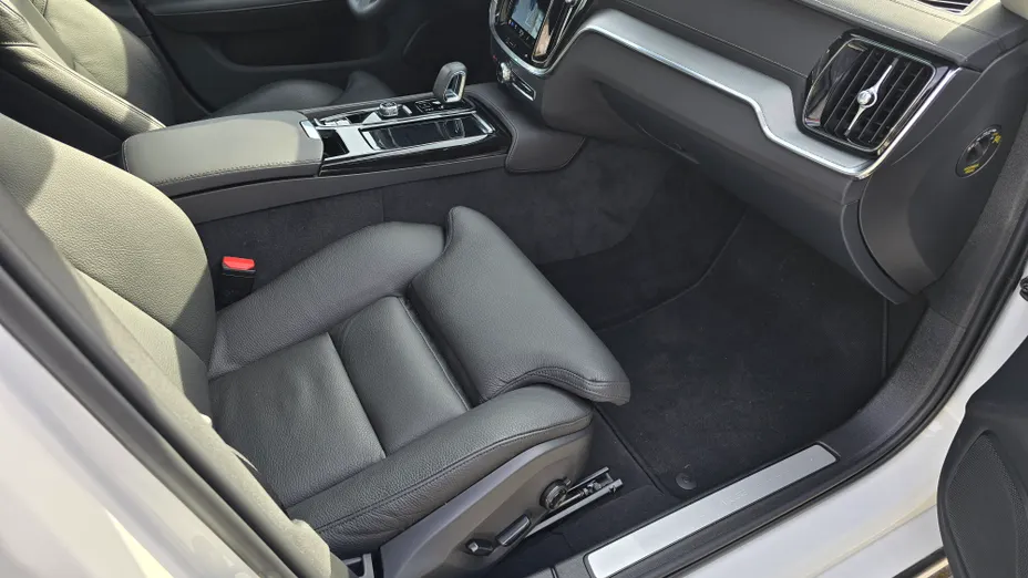 VOLVO S60 S60 T8 AWD Plug-In Hybrid Polestar Engineered aut