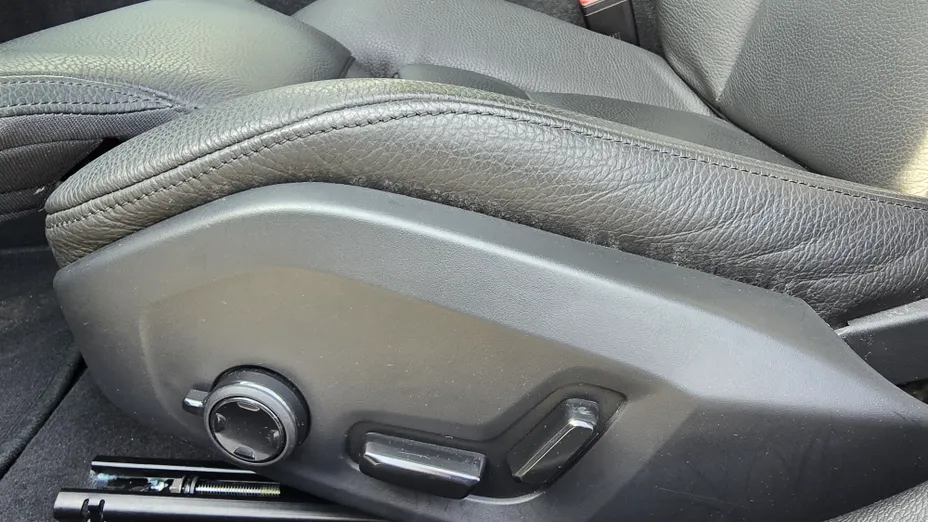 VOLVO S60 S60 T8 AWD Plug-In Hybrid Polestar Engineered aut