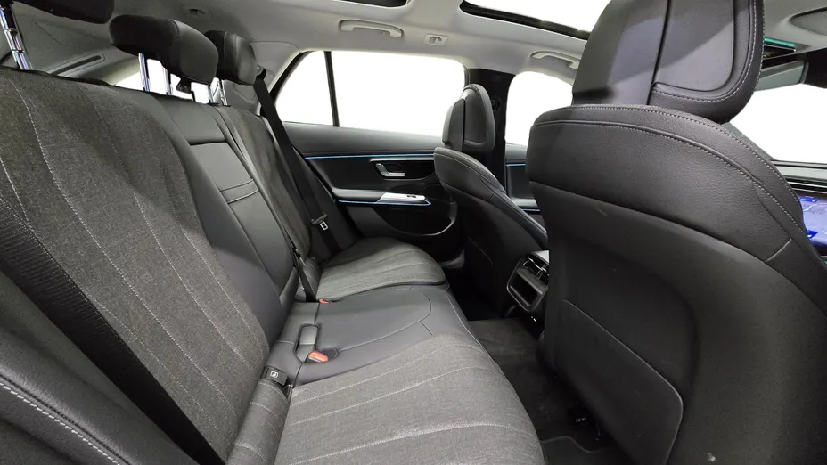 MERCEDES-BENZ E Klasa E 200 mHEV Avantgarde 9G-Tronic