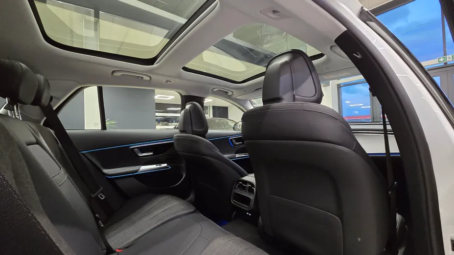 MERCEDES-BENZ E Klasa E 200 mHEV Avantgarde 9G-Tronic