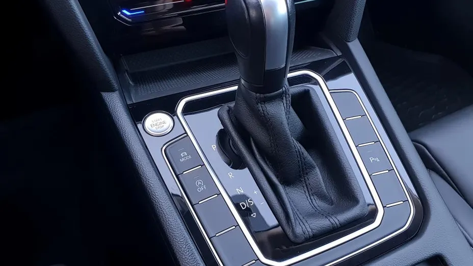 VOLKSWAGEN Passat Passat 2.0 TDI 4Mot. Elegance DSG