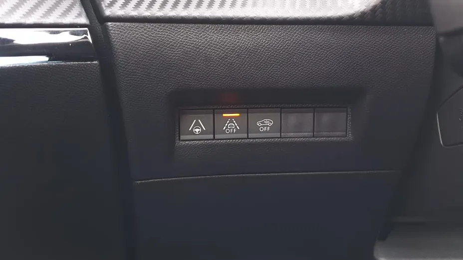 PEUGEOT 2008 2008 1.2 PureTech GT Line S&S EAT8