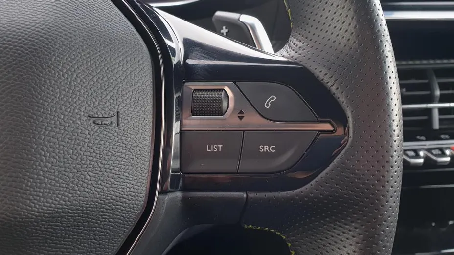 PEUGEOT 2008 2008 1.2 PureTech GT Line S&S EAT8