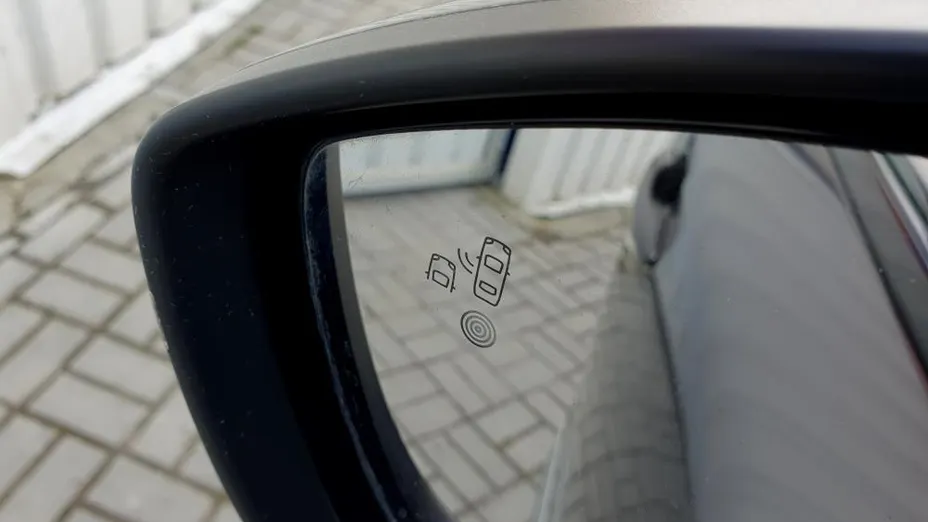 PEUGEOT 2008 2008 1.2 PureTech GT Line S&S EAT8