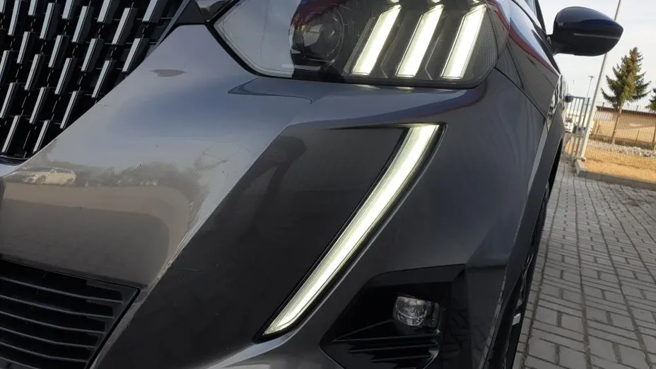 PEUGEOT 2008 2008 1.2 PureTech GT Line S&S EAT8