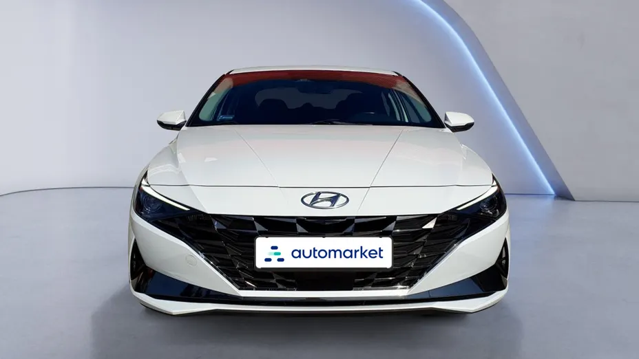 HYUNDAI Elantra Elantra 1.6 Comfort