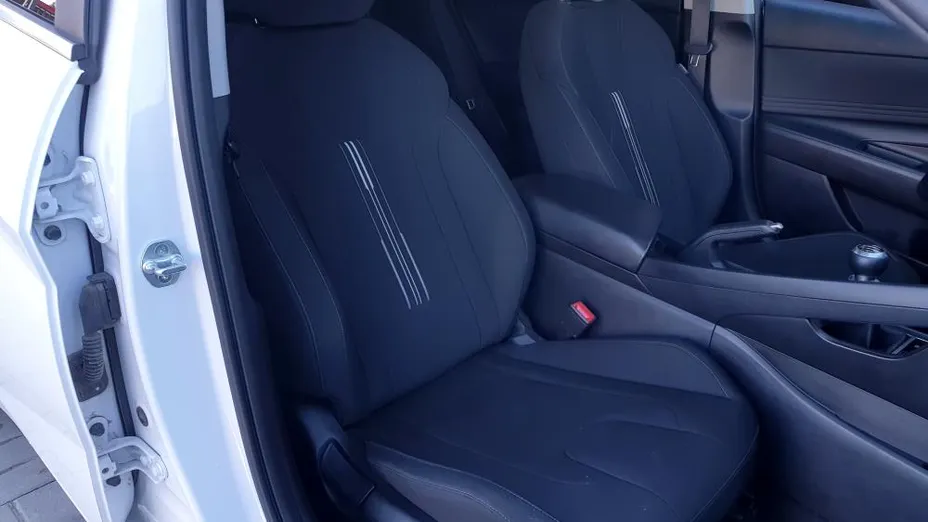 HYUNDAI Elantra Elantra 1.6 Comfort