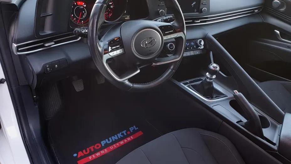 HYUNDAI Elantra Elantra 1.6 Comfort