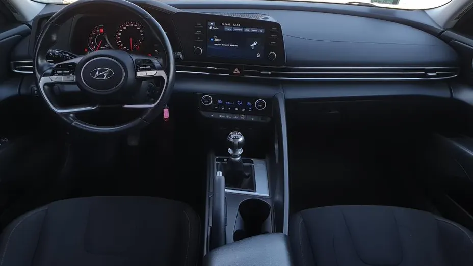 HYUNDAI Elantra Elantra 1.6 Comfort