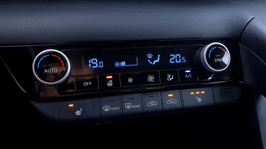 HYUNDAI Elantra Elantra 1.6 Comfort